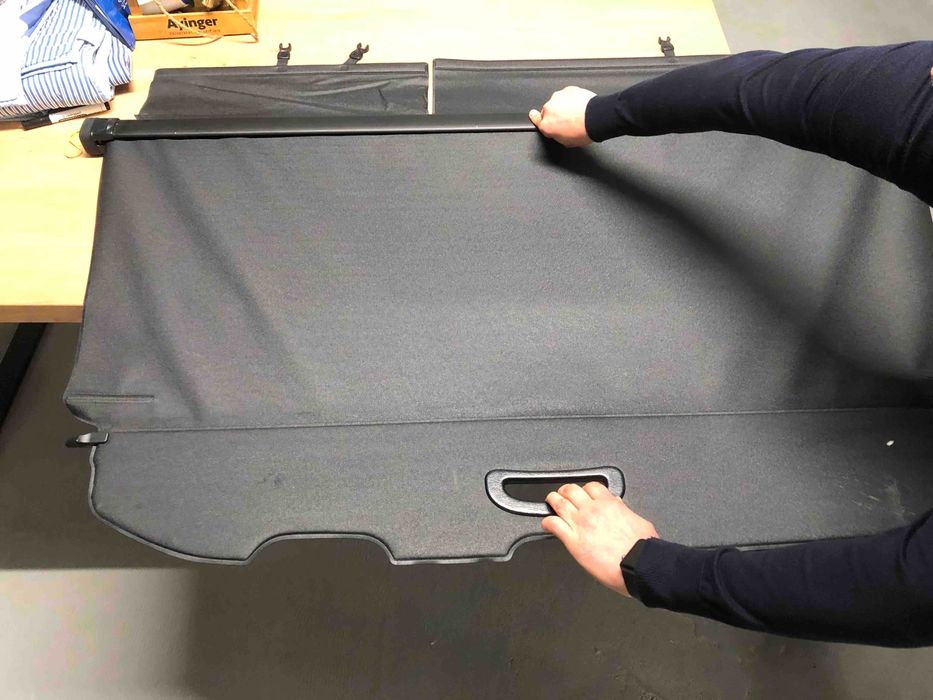 Шторка багажника