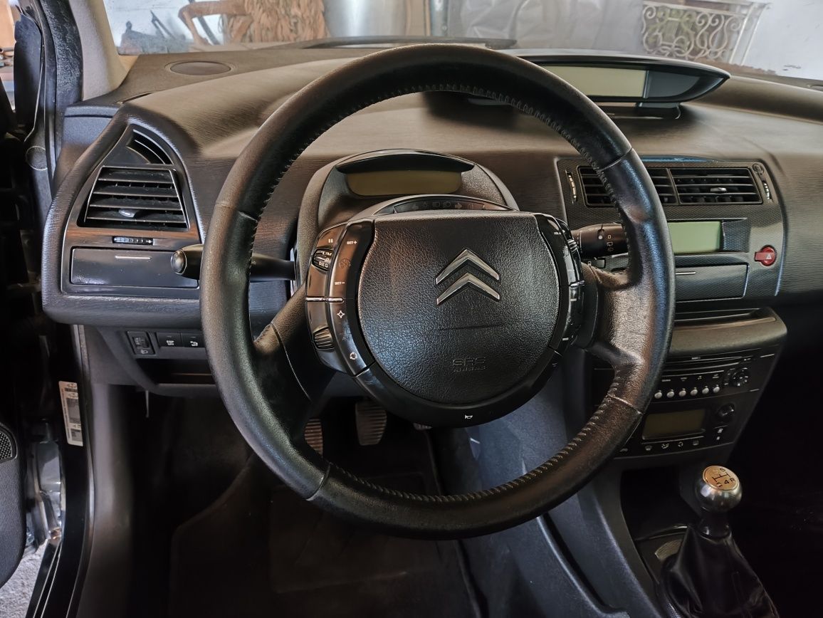 Citroen C4 coupé