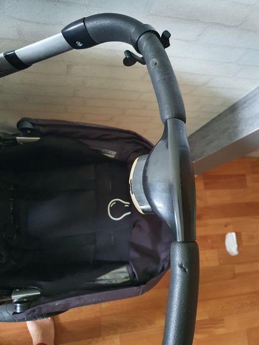 Продам коляску для двойни icandy