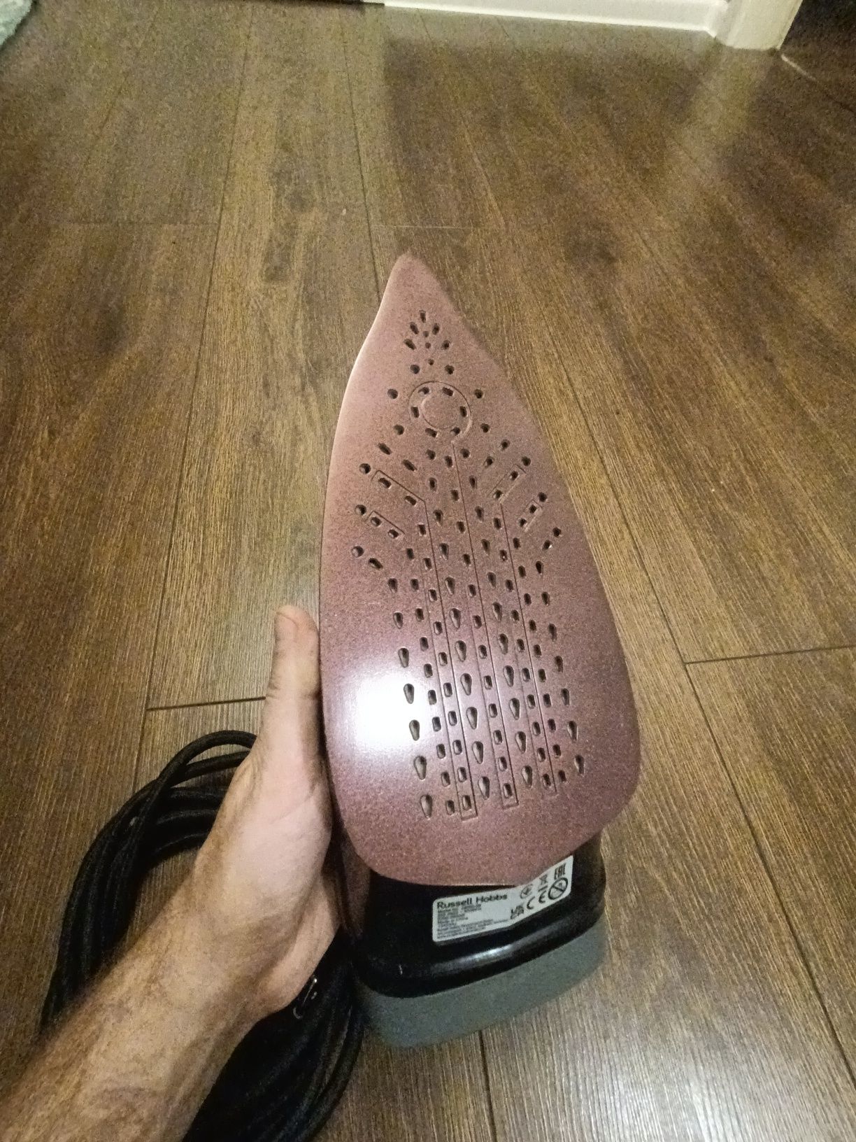 Żelazko Russell Hobbs One Temperature