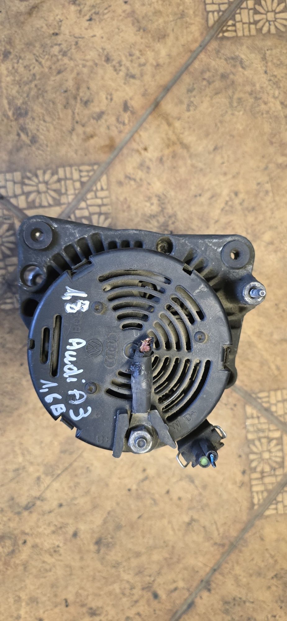 Alternator Audi A3. 1,8. 1,8 90 A  03790.3025 C