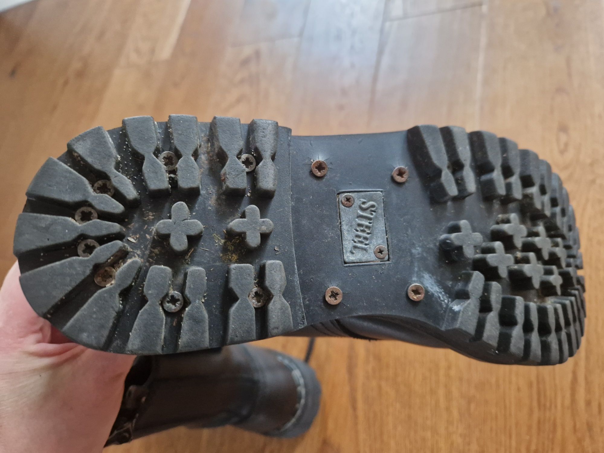 Buty glany czarne