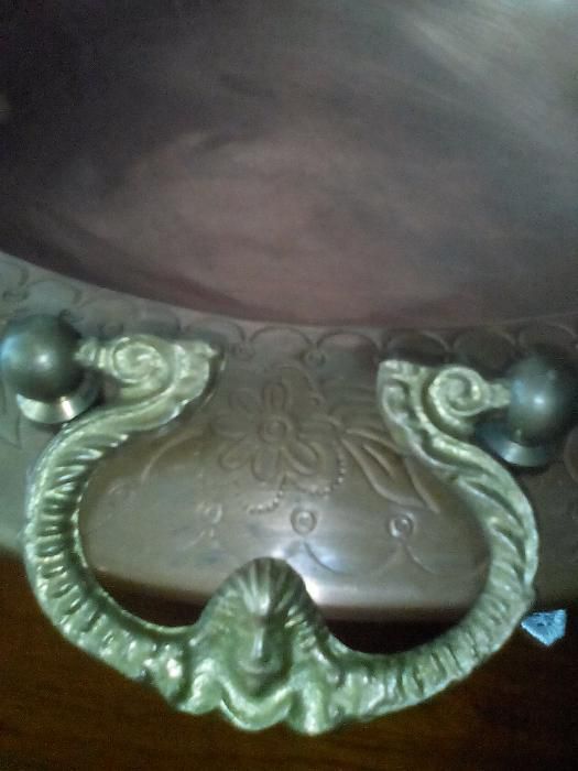 vendo braseira em cobre, c/pegas em latão nova