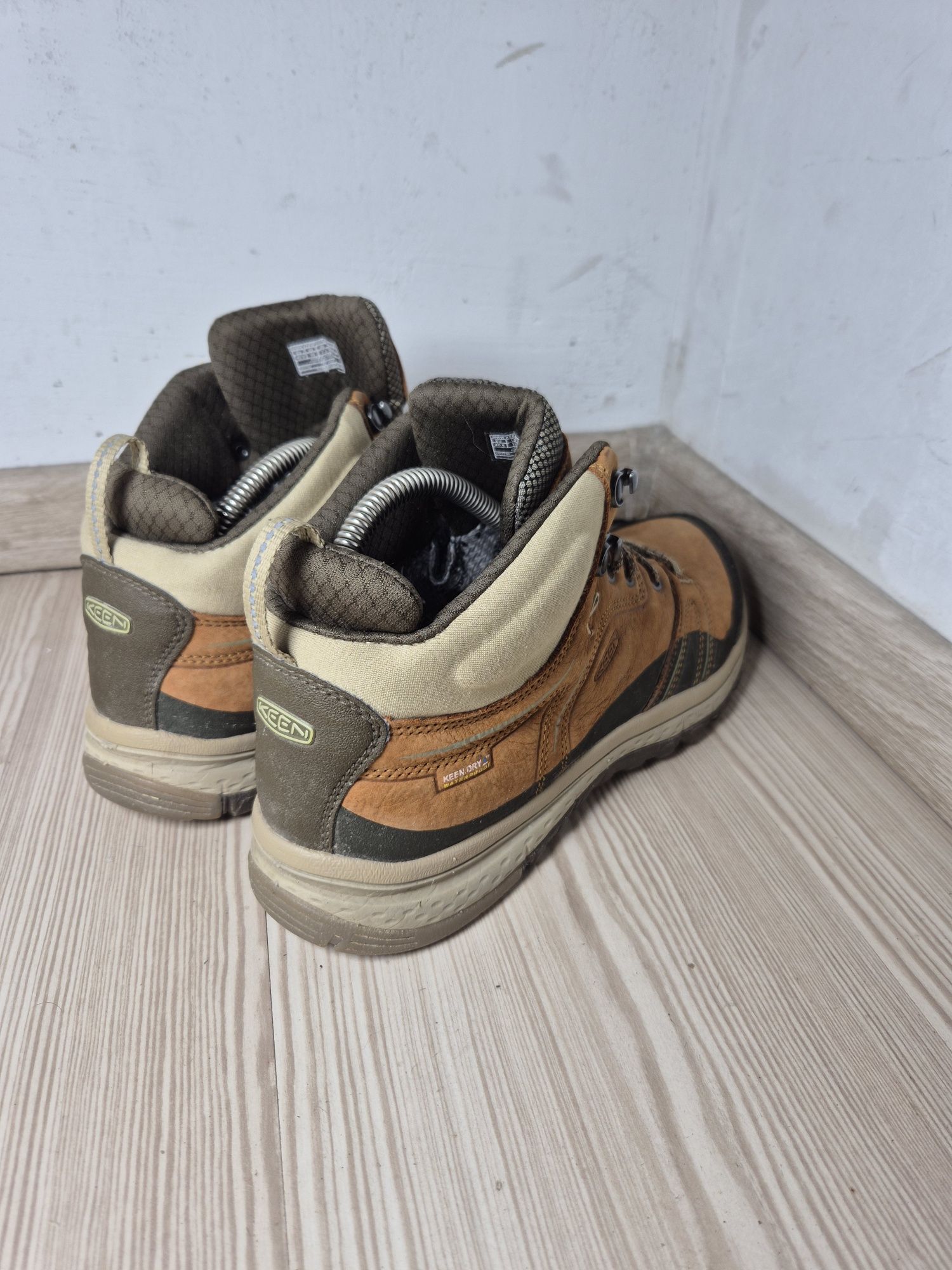 Оригінальні черевики Keen Terradora 40.5 розмір