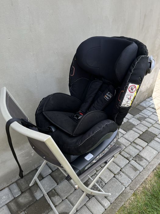 автокрісло з базою ізофікс cybex britax anex carello