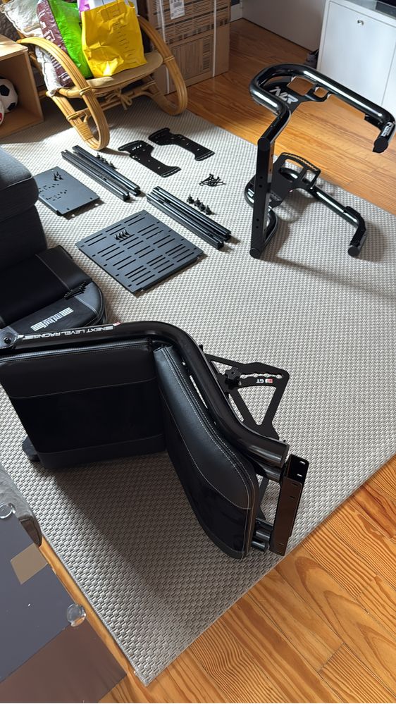 Next Level Racing F-GT PRO Preto