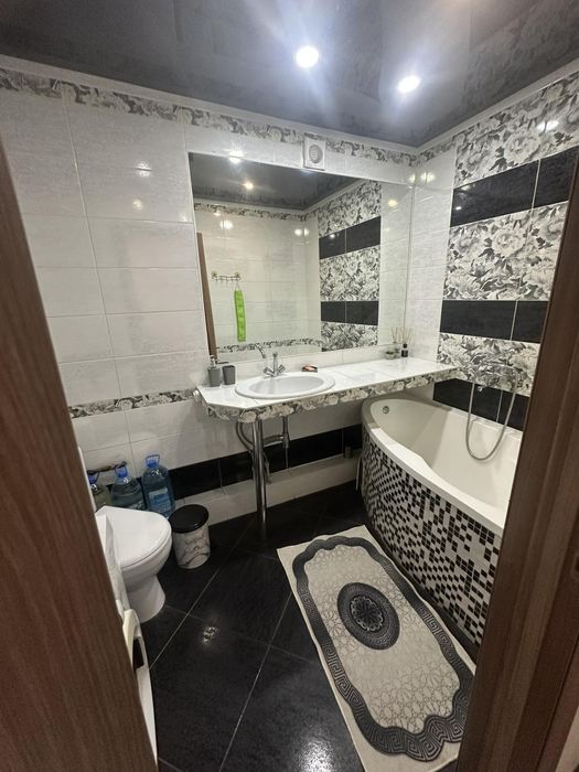 Сдам квартиру посуточно после ремонта свет не виключают