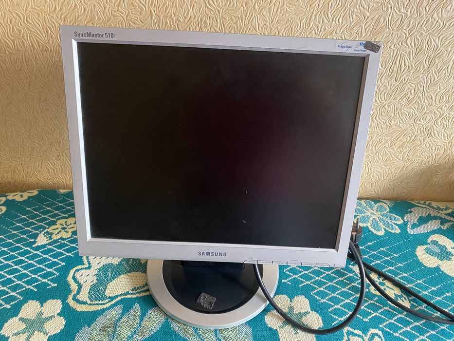 Монитор samsung