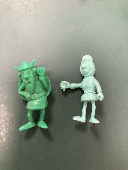 Brinquedo Conjunto 10 Figuras Vickie O Pequeno Vicking