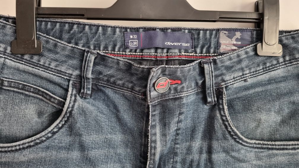 Męskie jeansy - Spodnie Diverse W32 L34 Fit:Skinny