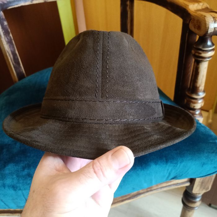 Kapelusz Mayser Alcantara typu Bucket hat , rozmiar 58 .