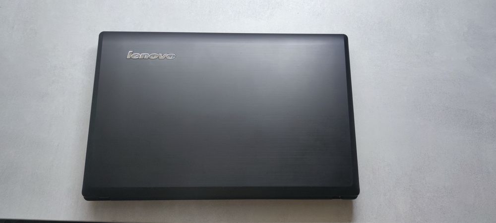Ноутбук Lenovo для навчання та роботи — 2000 грн