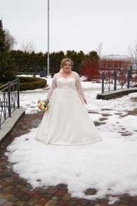 Весільна сукня plus size. Авторського пошиву