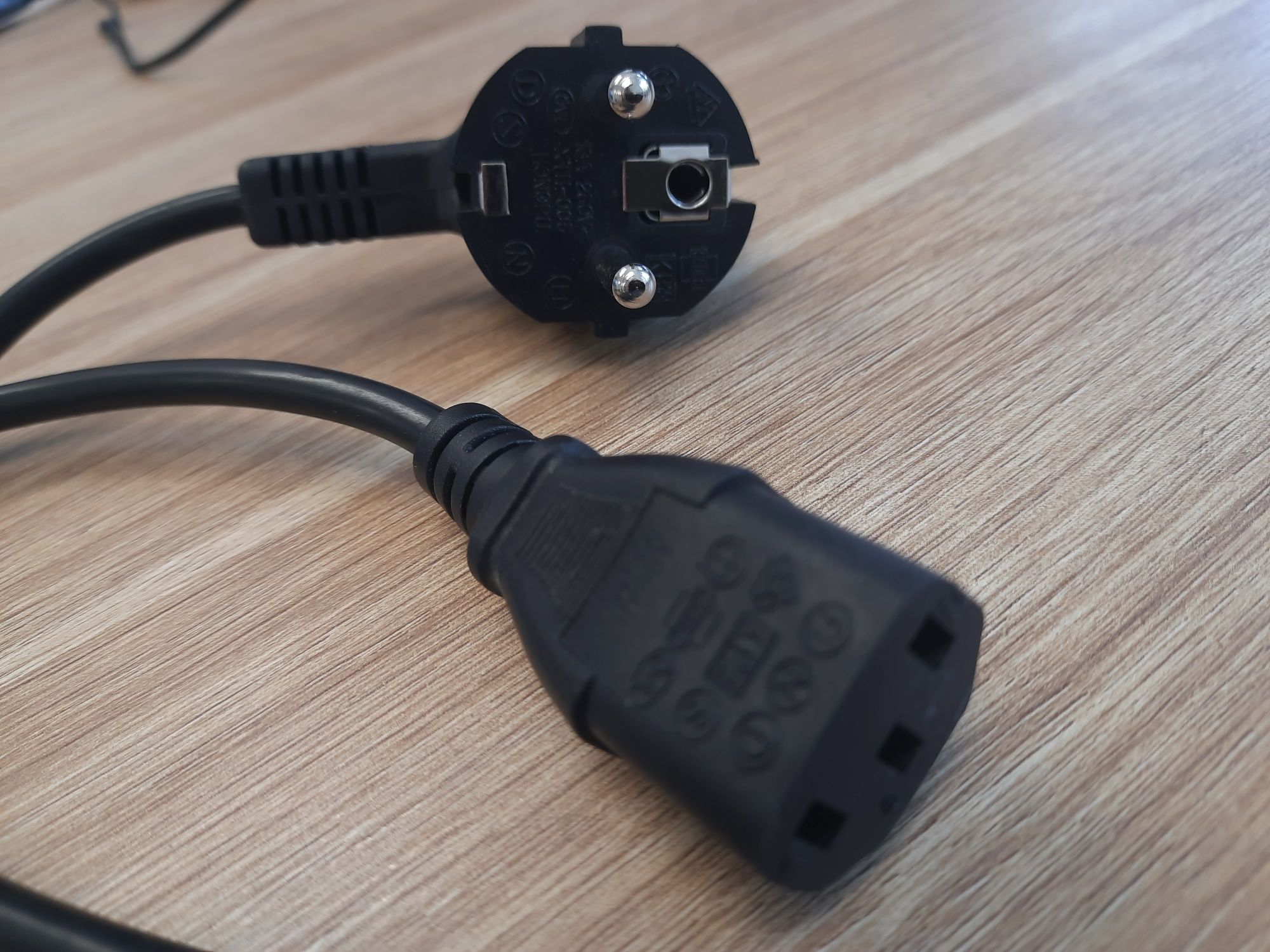 Kabel zasilający kable zasilające do telewizora komputera monitora