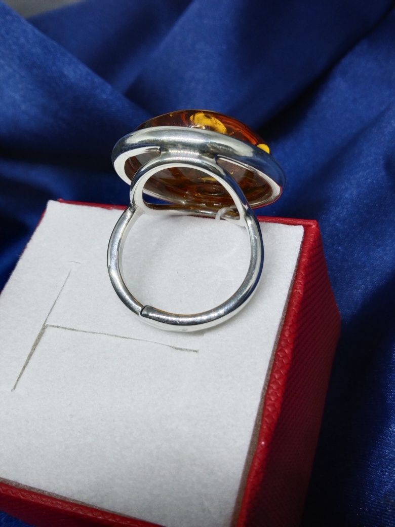 Piękny srebrny pierścionek z bursztynem, srebro 925, regulowany