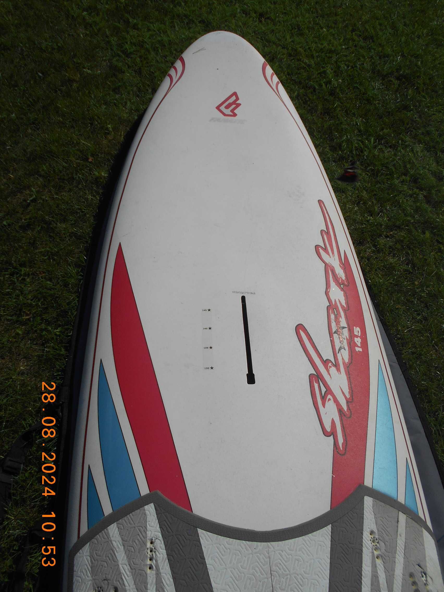 deska /zestaw windsurfingowa FANATIC SHARK 145 L i pędnik Naish 7,3 m