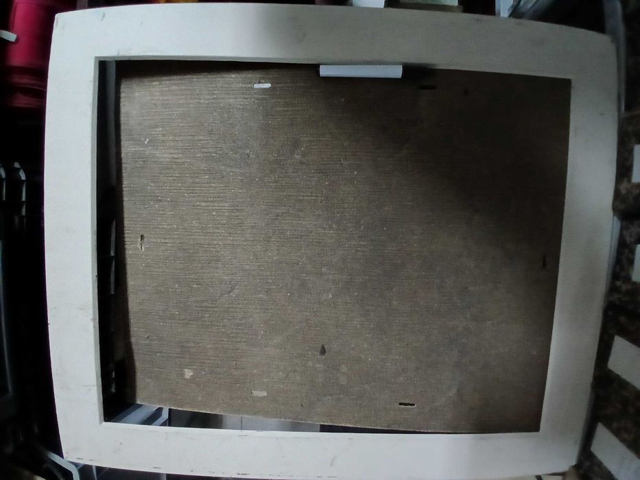 Molduras em madeira usadas - vários tamanhos