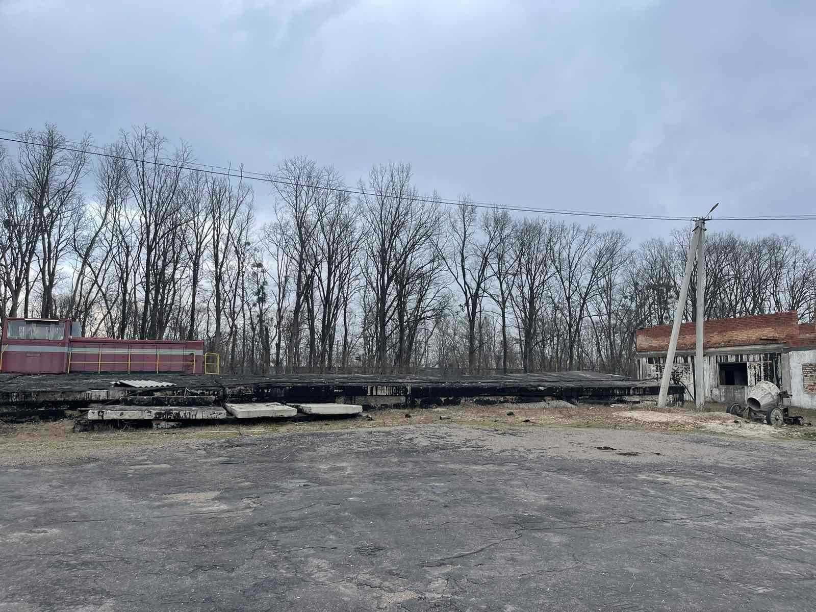 Виробнича площадка 2700м з жд гілкою