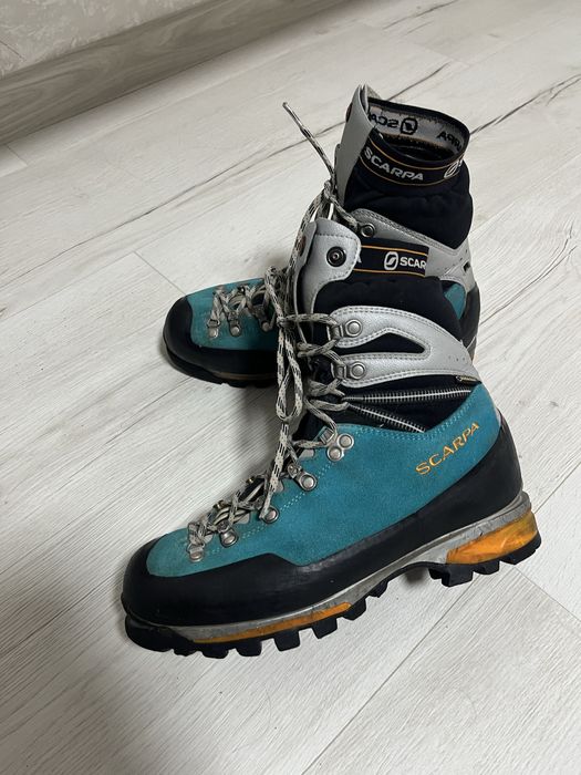 Трекінгові Черевики Scarpa Mont Blanc Pro GTX Mountaineering Boot