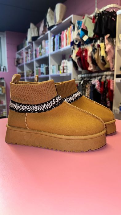 Уггі зимові чобітки 36 розмір Ugg
