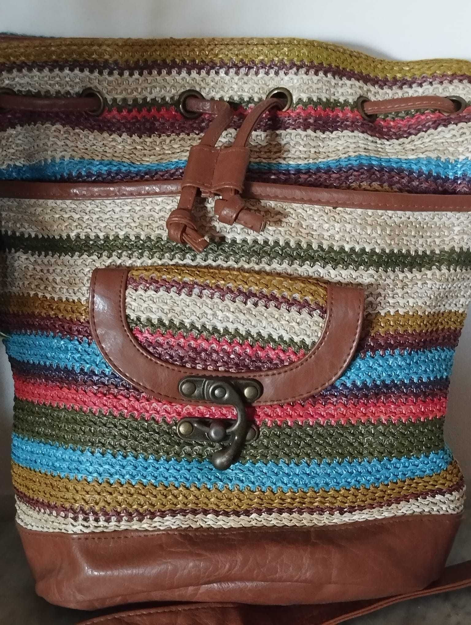 Mala Colorida de Senhora