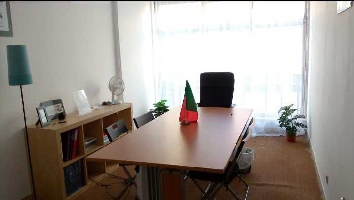 Alugo sala de escritório para profissionais liberatórias  centro Algés
