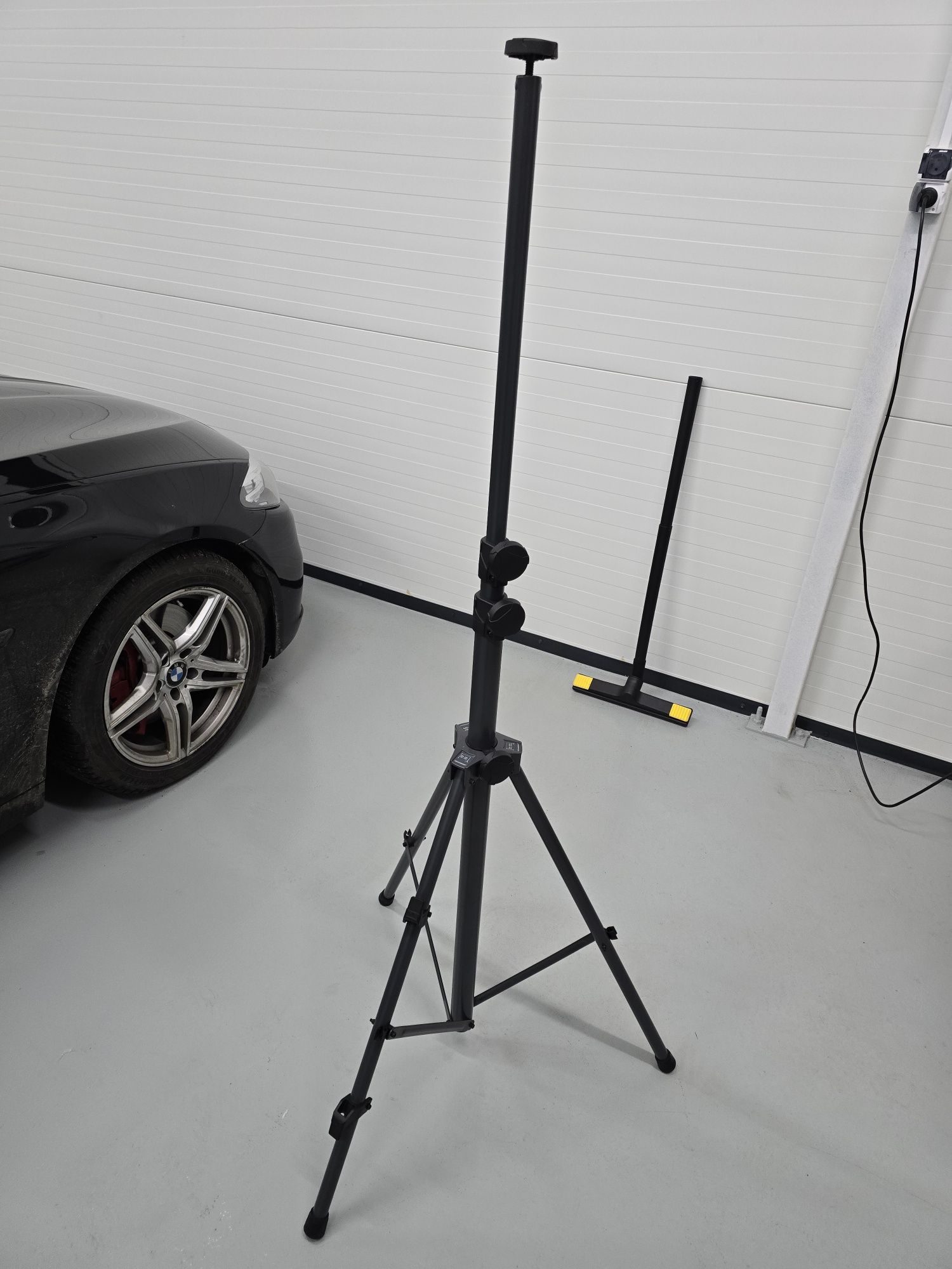 Statyw SCANGRIP 1,35m-3m detailing (bez halogenu)