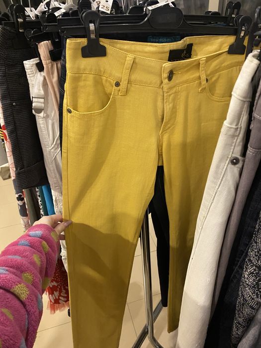 Lote roupa de mulher 90 pecas