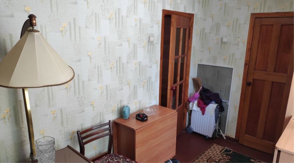Продам 2х.кв.2/5 на П.Поле , 23 Августа 11а.