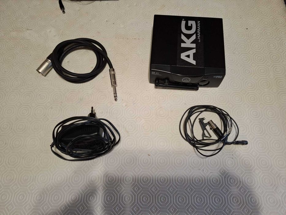 AKG WMS 40 Mini Instrument Set + MICRO AKG CK 97 L B-Stock (COMO NOVO)
