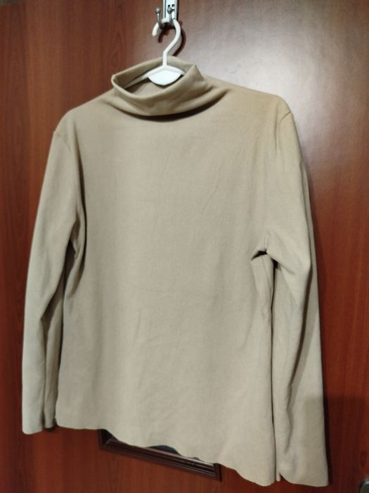 Miękki zamszowy półgolf camel beż karmel M L