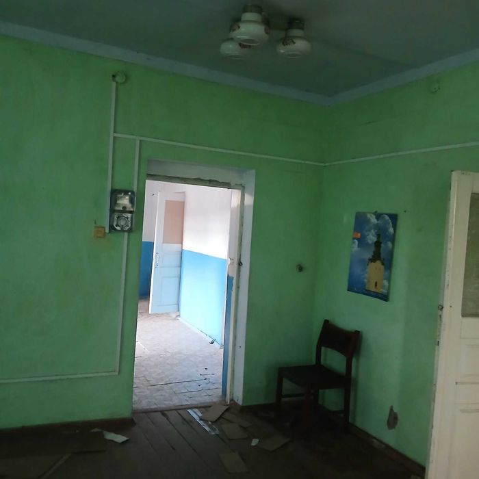 Нежитлові приміщення 78,3 м2, Чемерівці, вул. Франка 1/1