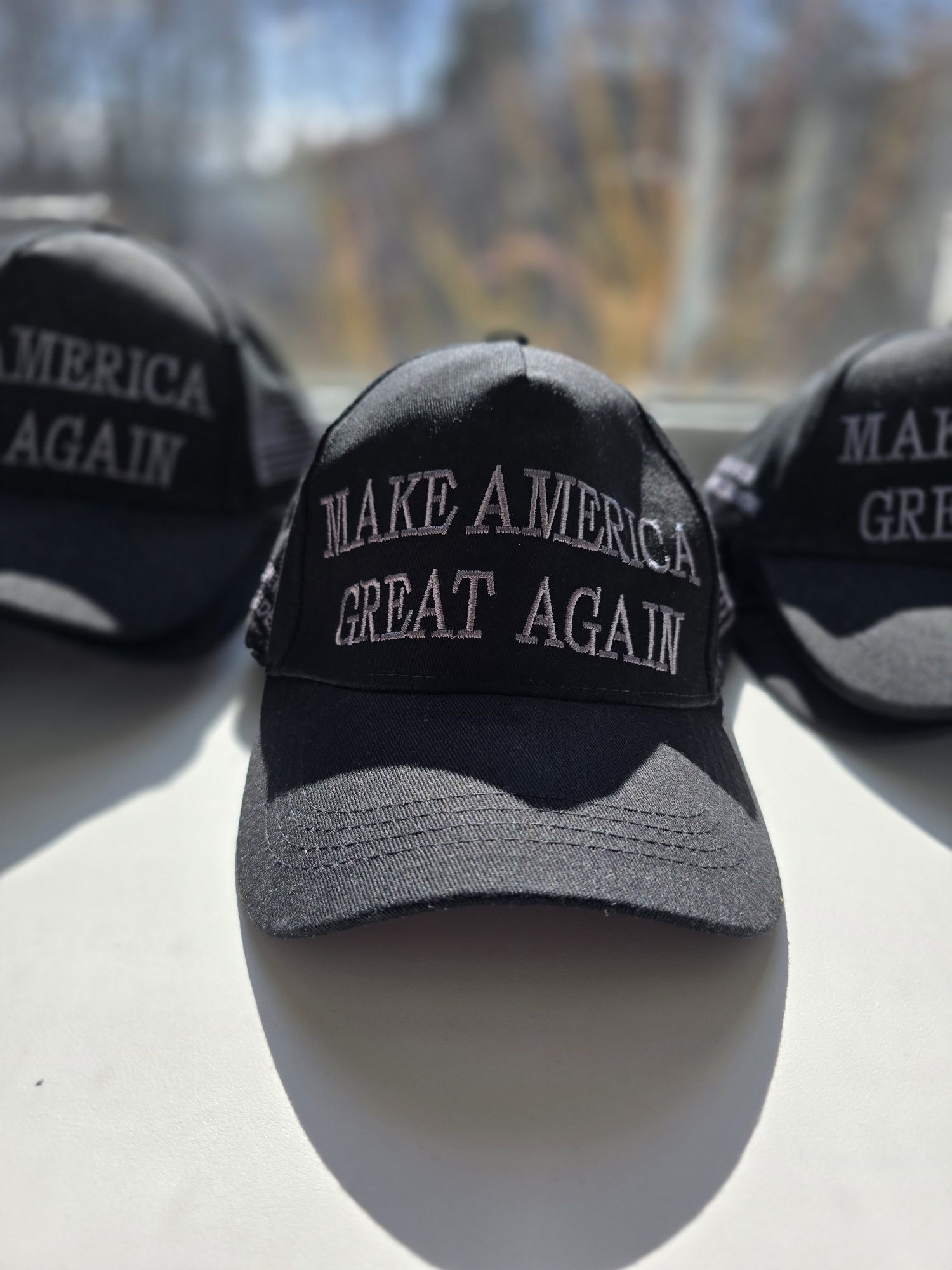 Кепка мужская MAKE AMERICA GREAT AGAIN  черная однотонная хлопковая