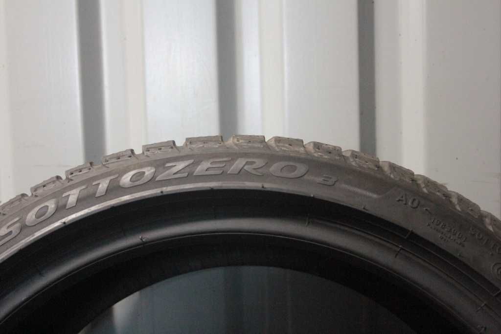 225/40/18 Pirelli Sottozero 3 225/40 R18 92V XL AO A0