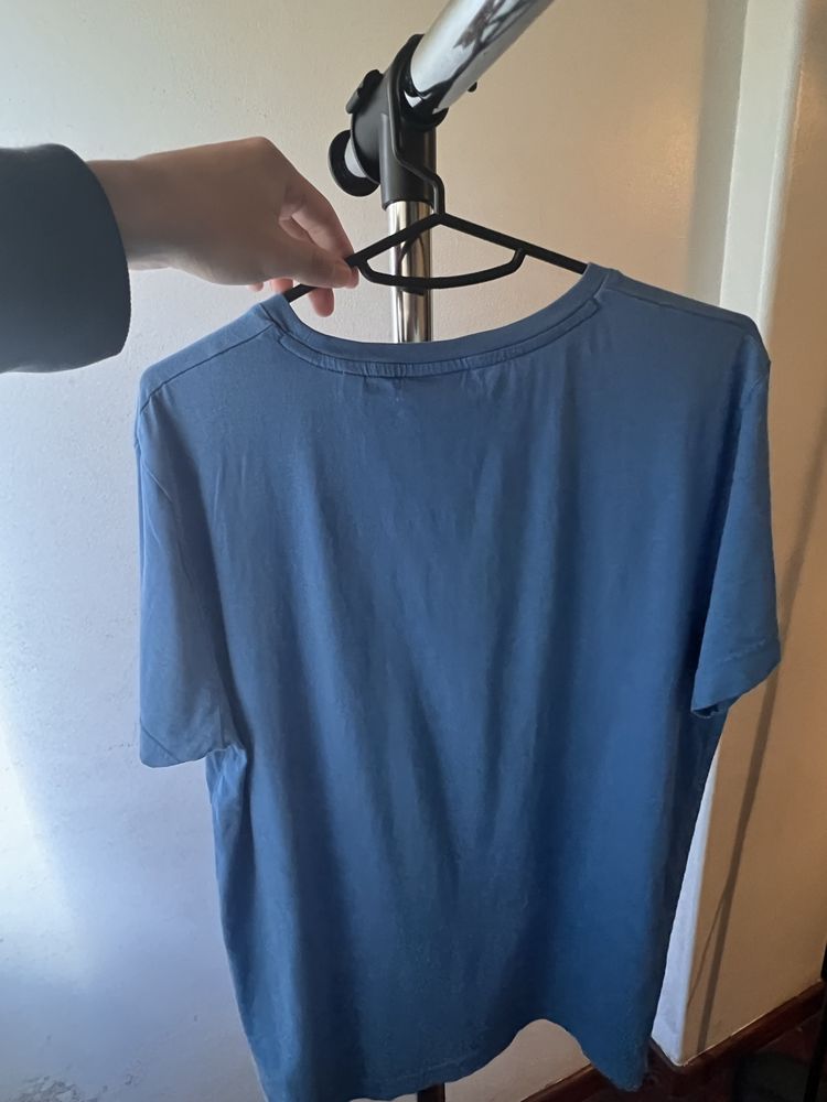 tshirt azul da gant