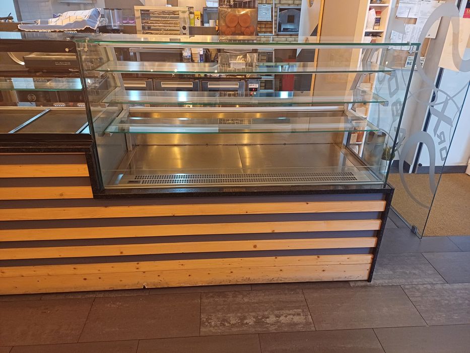 Vitrine expositora pastelaria