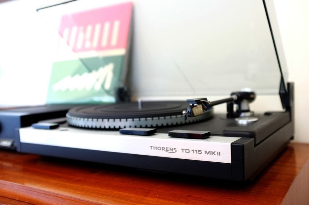 Thorens TD-115 MKII gira discos