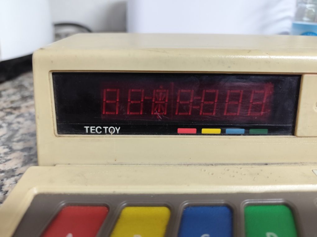 Pense Bem - TecToy - Brinquedo Computador