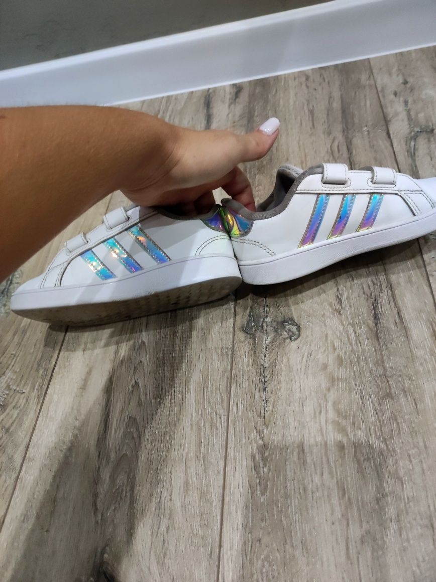Adidasy adidas dla dziewczynki 27