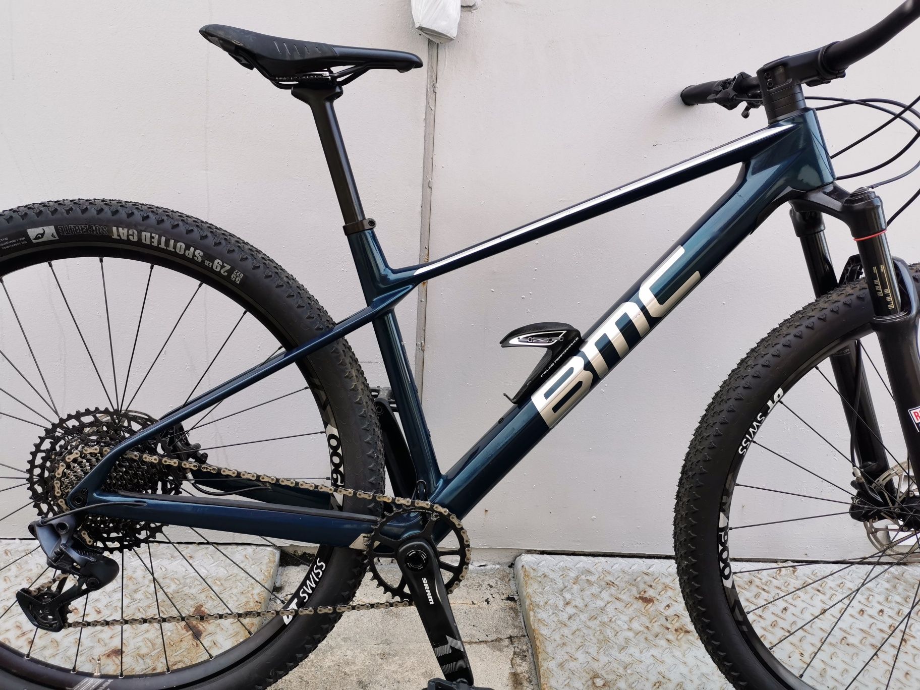 Премиальный BMC Twostroke 01 Two 29 carbon dt swiss