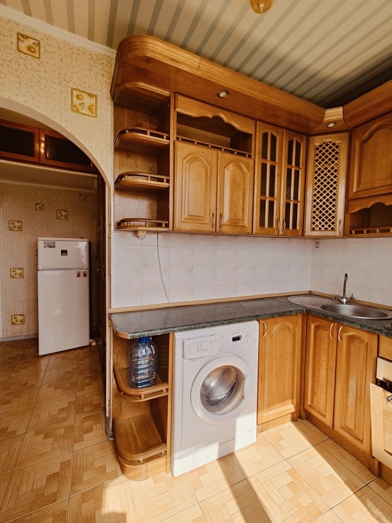 Продам 2 комнатная квартира Салтовка. Капремонт. Мебель. Техника.