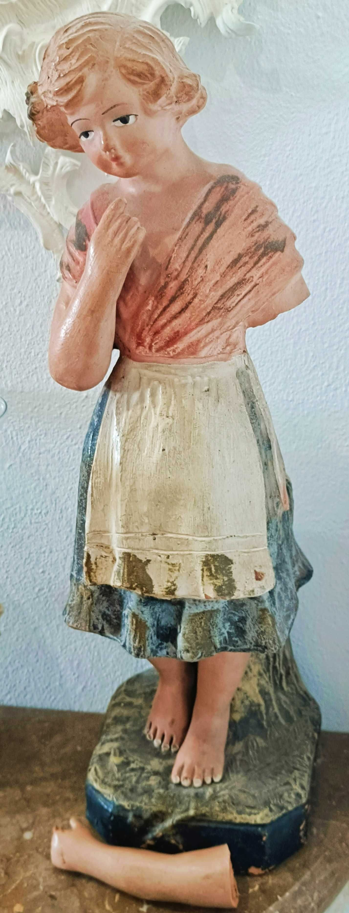 Maravilhosa Boneca em terracota