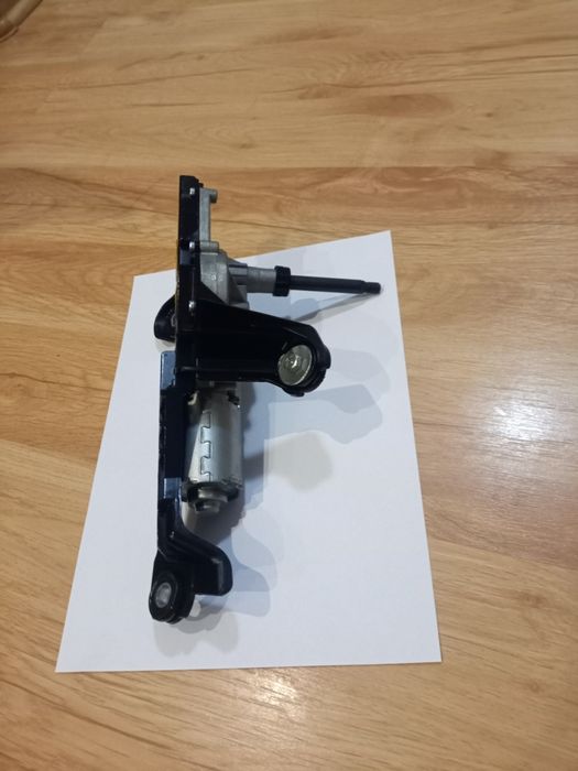 Mechanizm sterowania (silniczek) wycieraczką tylnią (klapa, szyba)  Re