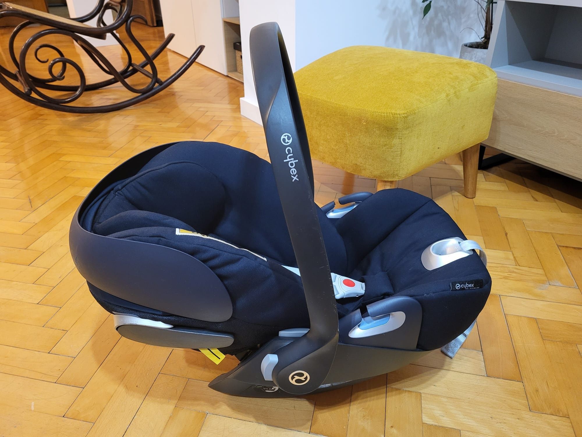 Fotelik Cybex Cloud Z i size plus,  baza Z base 360*