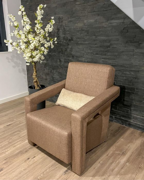 Cadeirão novo individual