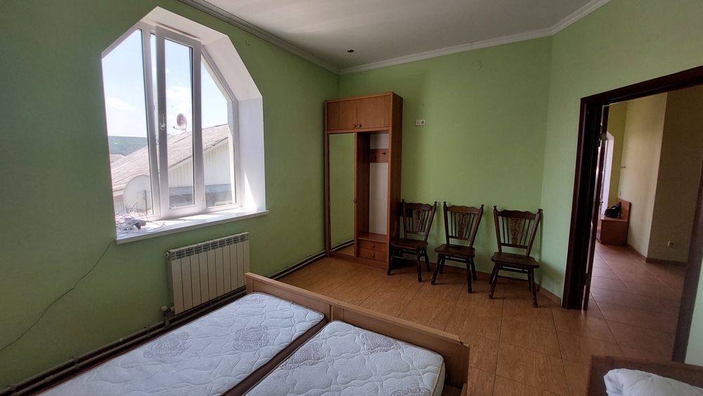 Оренда частини будинку. Вул.Покровська.