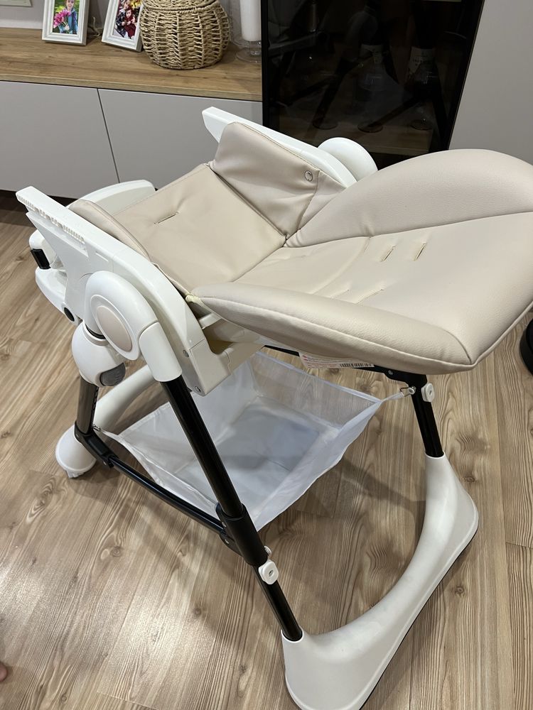 Стілець для годування Carrello Slella