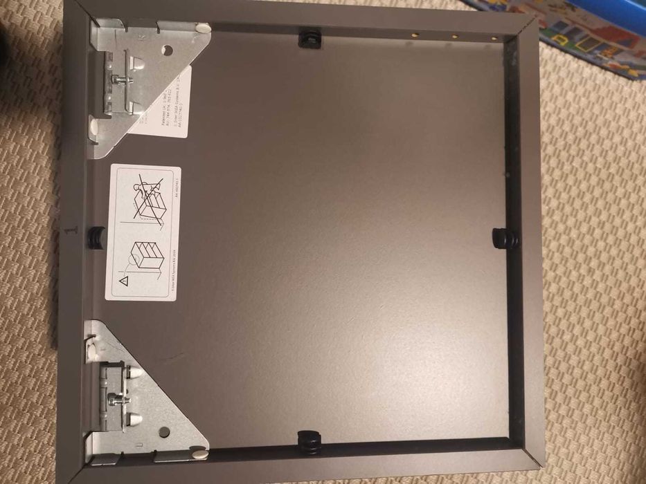 Ikea EKET Cinza + Calha de Suspensão (x2 unidades)