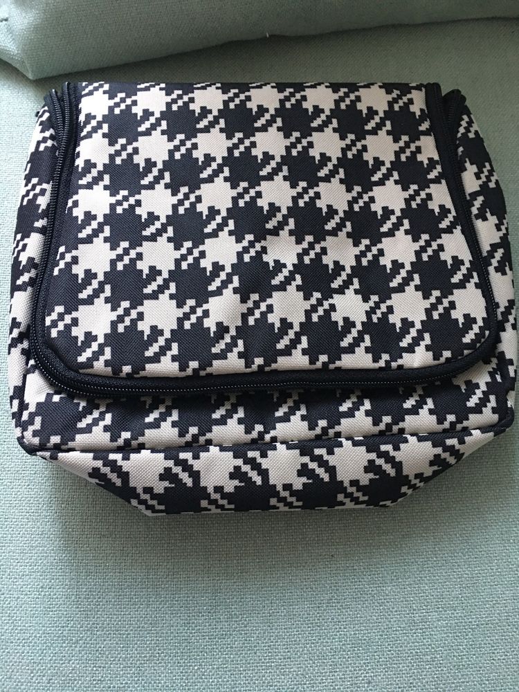 Bolsa necessaire nova