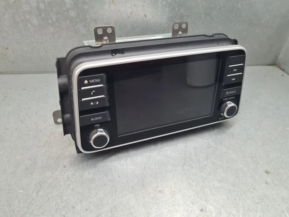 Rádio / auto-rádio NISSAN Micra V (K14)